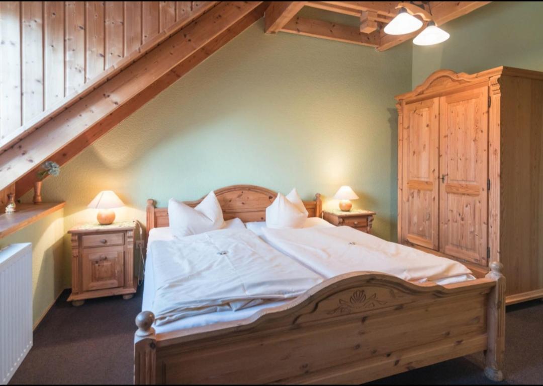 Am Weinberg Hotel Freyburg (Unstrut)